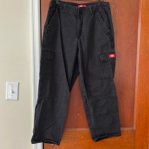 Dickies Cropped Cargo Pants